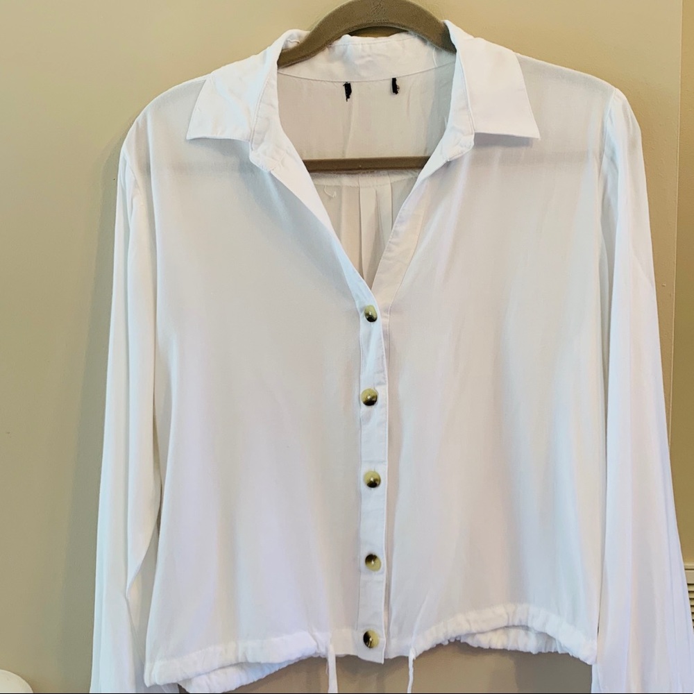 Long Sleeve Linen Button Down